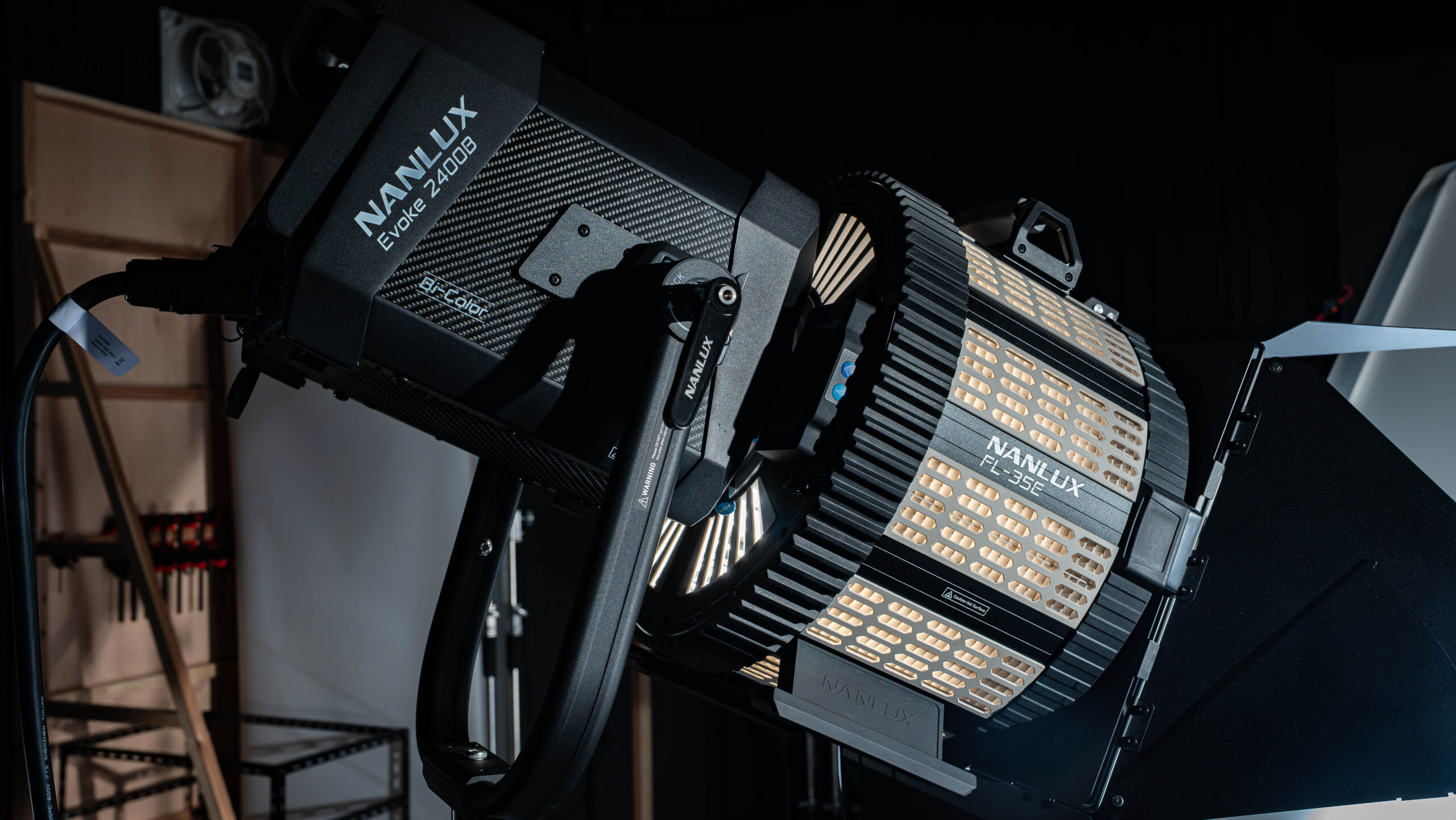 NANLUX Evoke 2400Bの照明設備